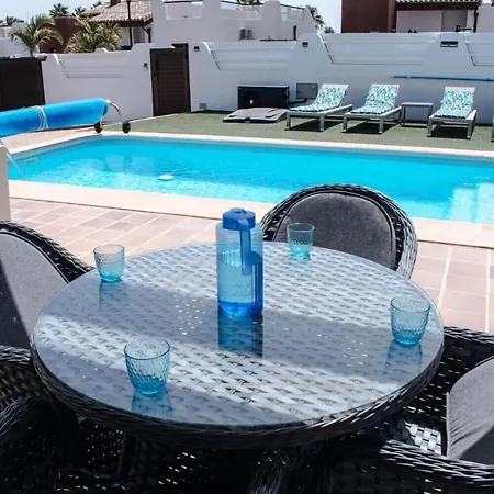 Romans Is A Luxury Family On Golf Course * Antigua (Fuerteventura)