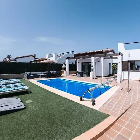 Villa Romans Is A Luxury Family On Golf Course *